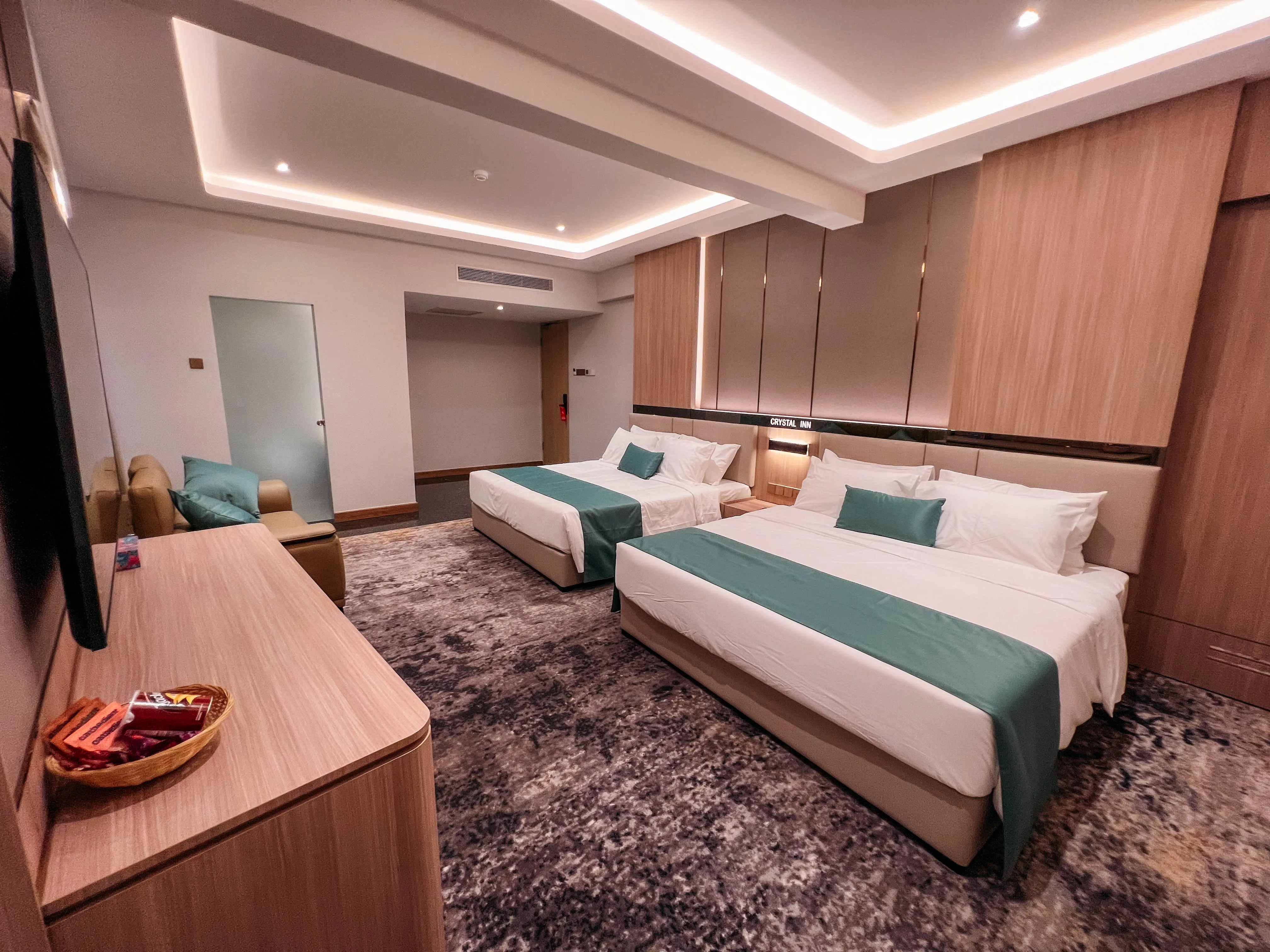 Executive Suite (King 2)